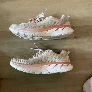 Hoka x OV Clifton 4 pink size 10